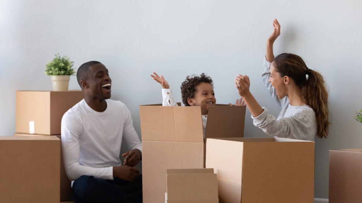 Moving Into a New Home: 7 Tips That Will Make Moving a Breeze