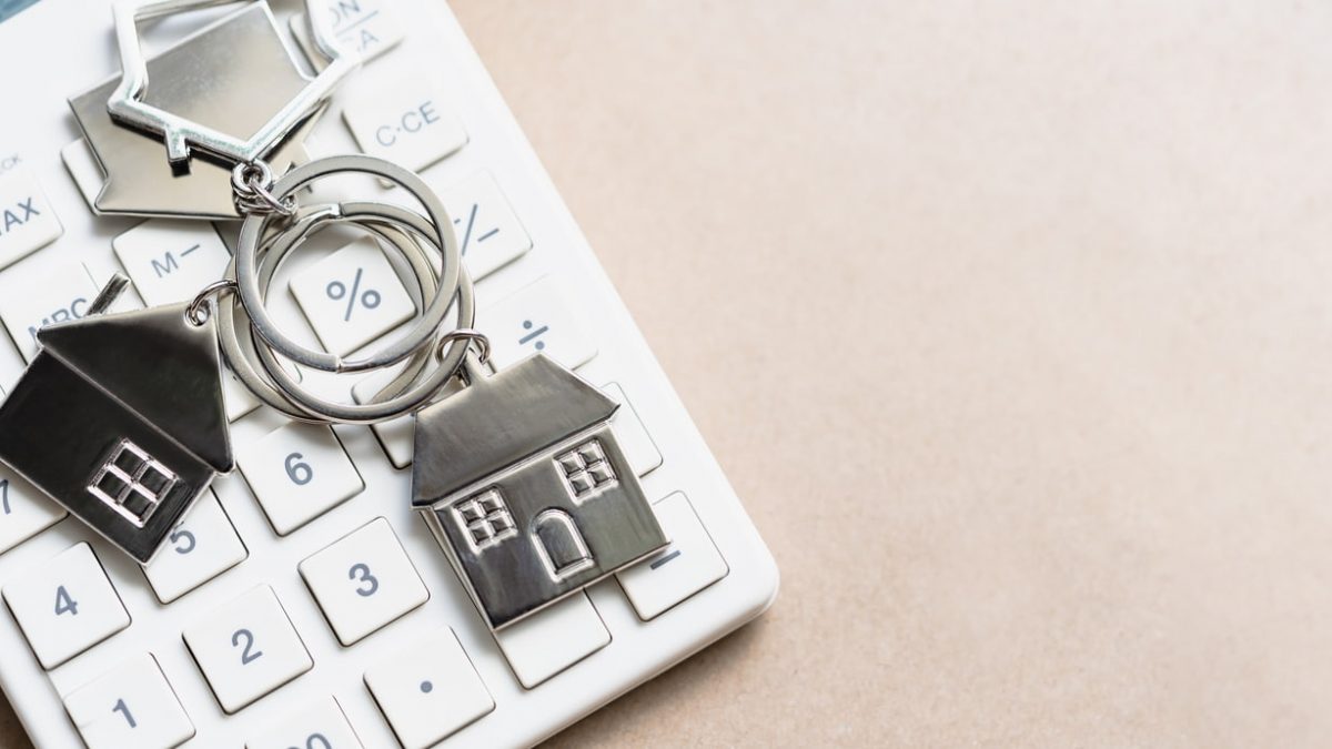 Saving For a Down Payment While Renting? 4 Tips You Must Start Now!